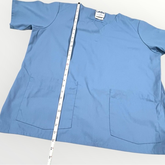 Landau Light Blue V-Neck Medical Scrub Top Unisex - Picture 5 of 12